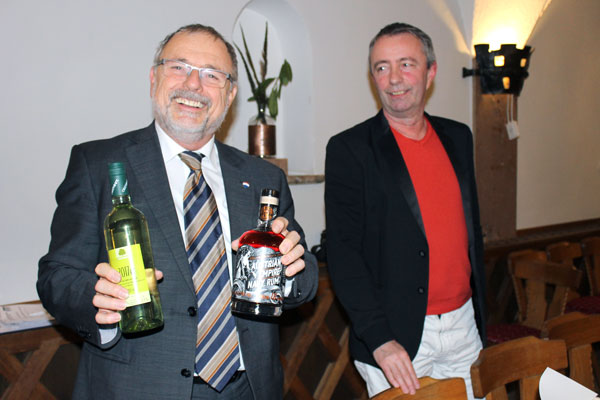 Der scheidende Messeobmann Christian Haidinger und der neugewählte Messeobmann und Messeorganisator Herwig Untner Der scheidende Messeobmann Christian Haidinger und der neugewählte Messeobmann und Messeorganisator Herwig Untner